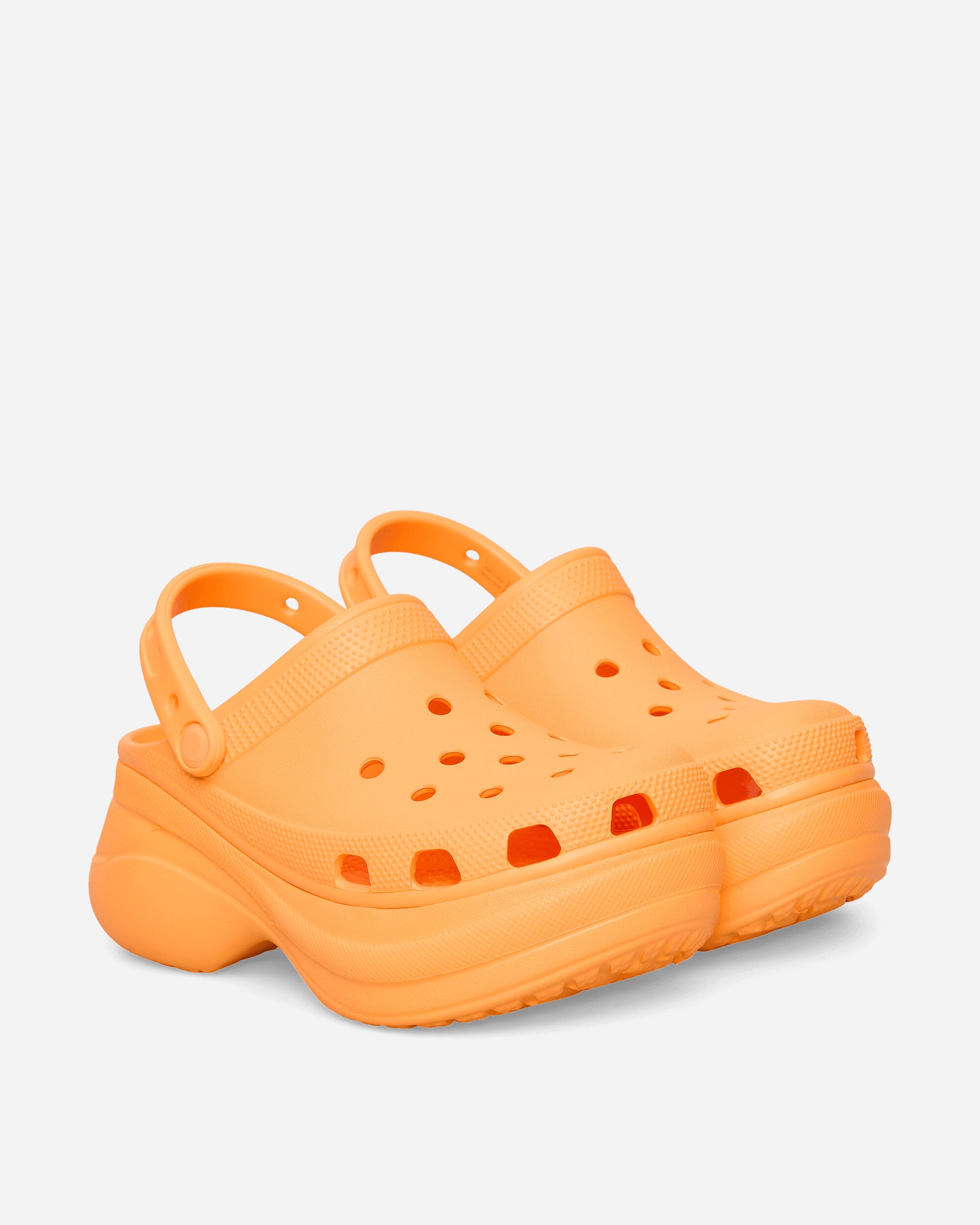 Crocs Wmns Bae Clog W Orangesicle Sandals and Slides Sandals and Mules CR.206302 ORLE