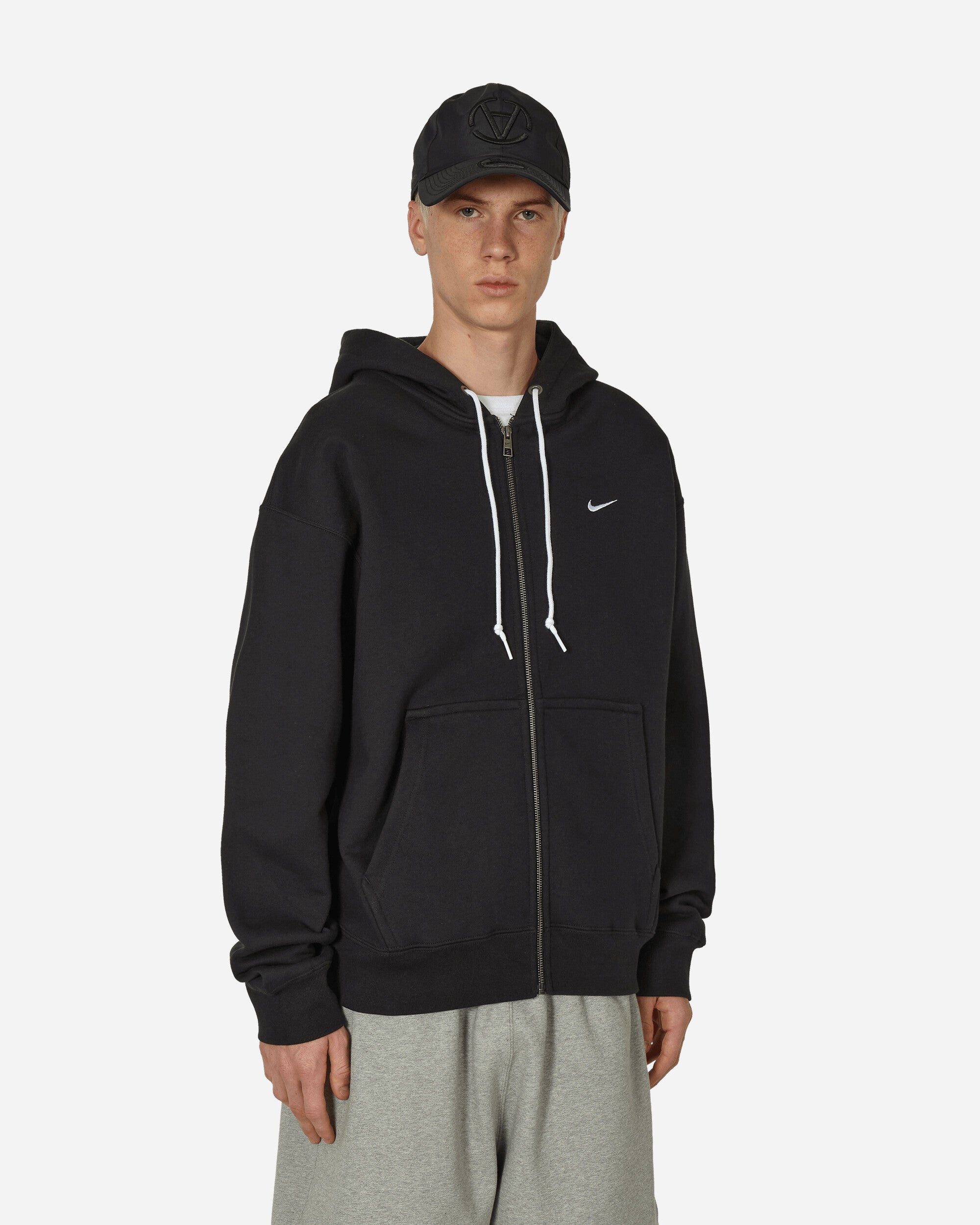 Nike M Nk Solo Swsh Hw Fz Hoodie Black/White Sweatshirts Hoodies DR0403-010