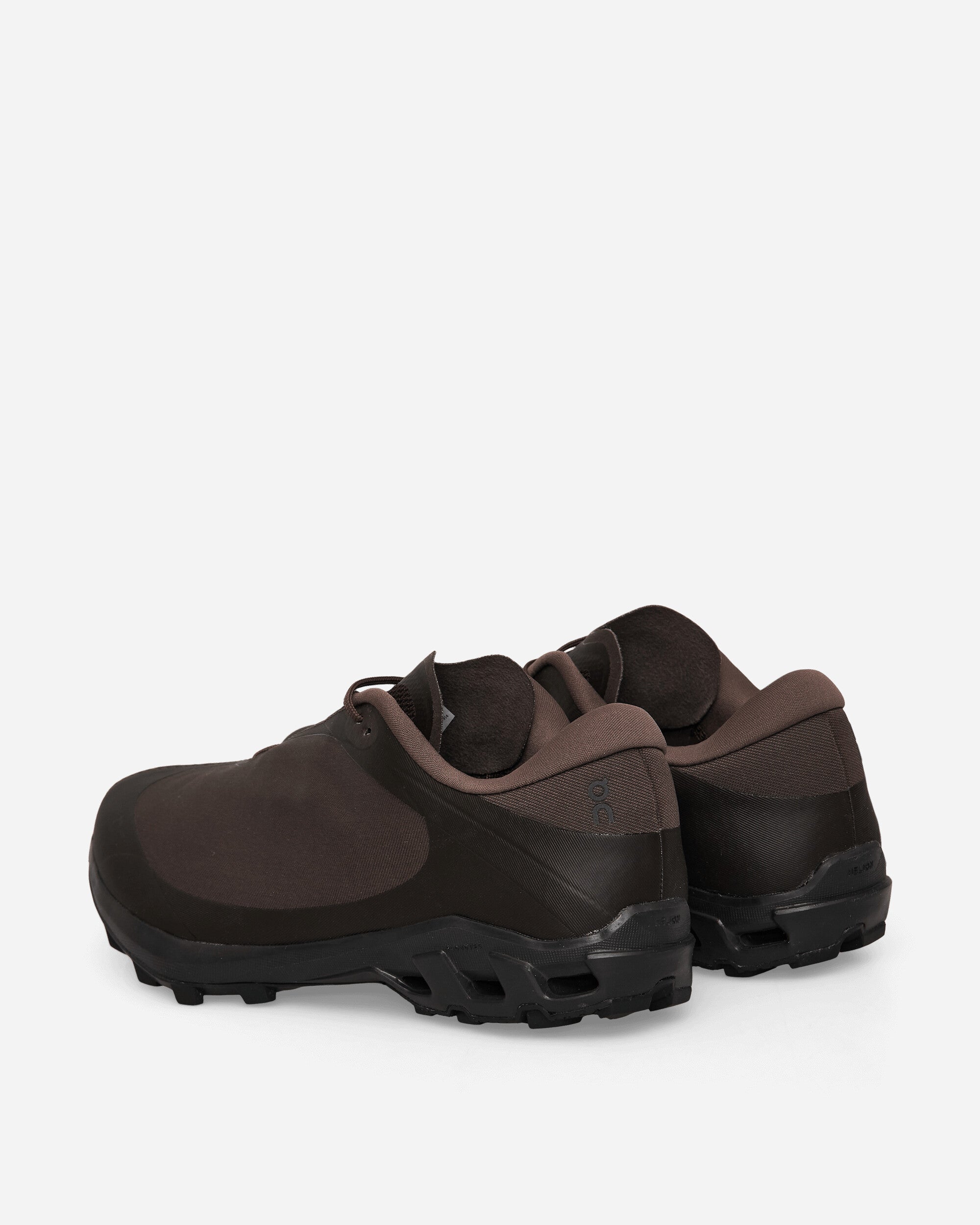 On Wmns Cloudventure Peak Paf Cacao/Espresso Sneakers Low 3WE30660485 CCES