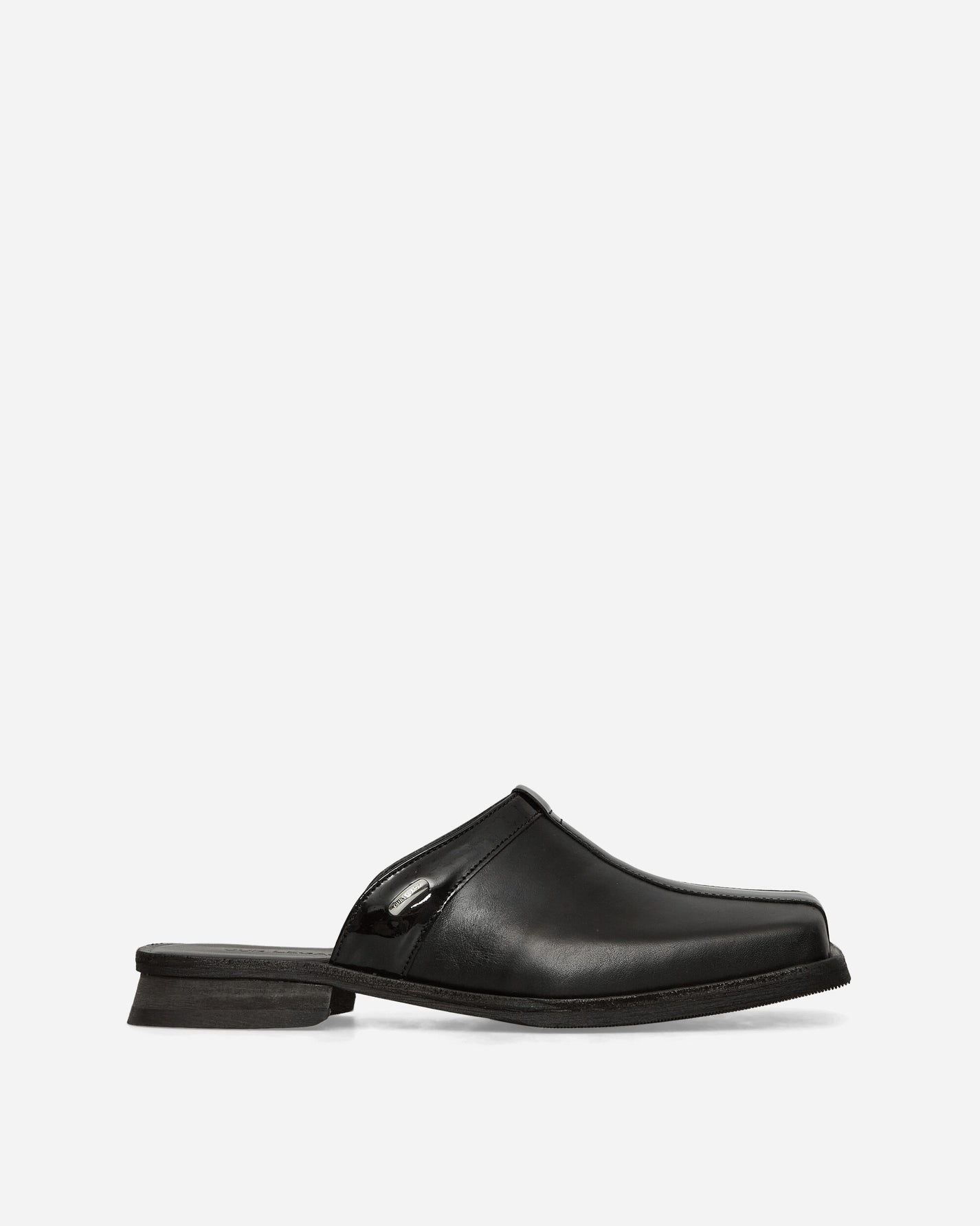 Our Legacy Wmns Blunt Mule Top Dyed Black Leather Sandals and Slides Sandals and Mules A2247ST 001