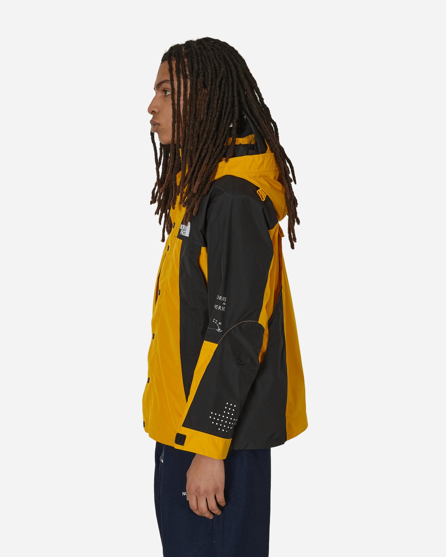 The North Face M Gtx Multi-Pocket Jacket Tnf Black/Simmit Gold Coats and Jackets Parka Jackets NF0A884S AGG1