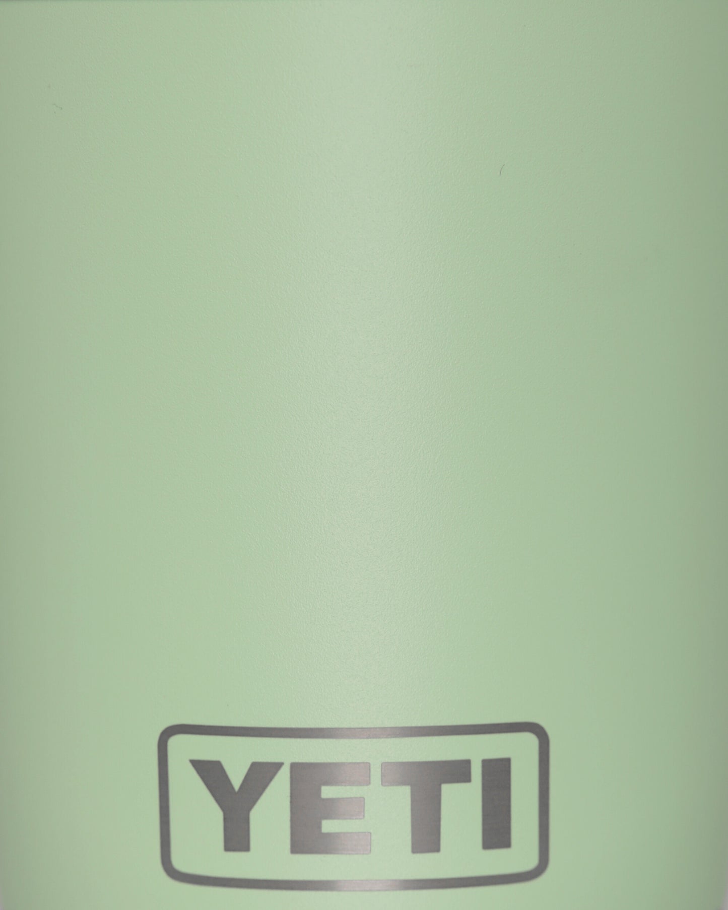 YETI Rambler 20 Oz Tumbler 2.0 Kl Tableware Mugs and Glasses 2305-24H2 KL