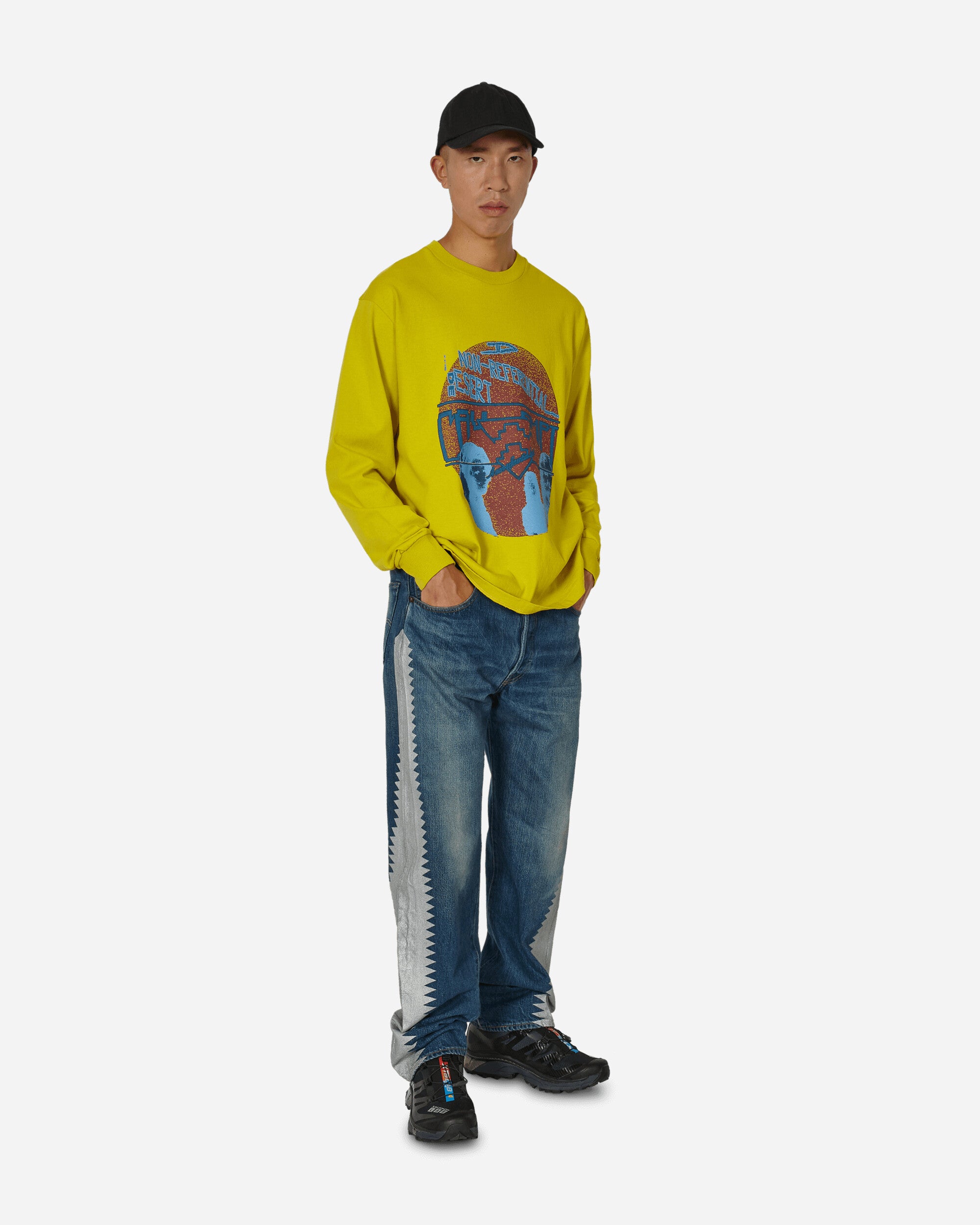Non-Referential Longsleeve T-Shirt Yellow